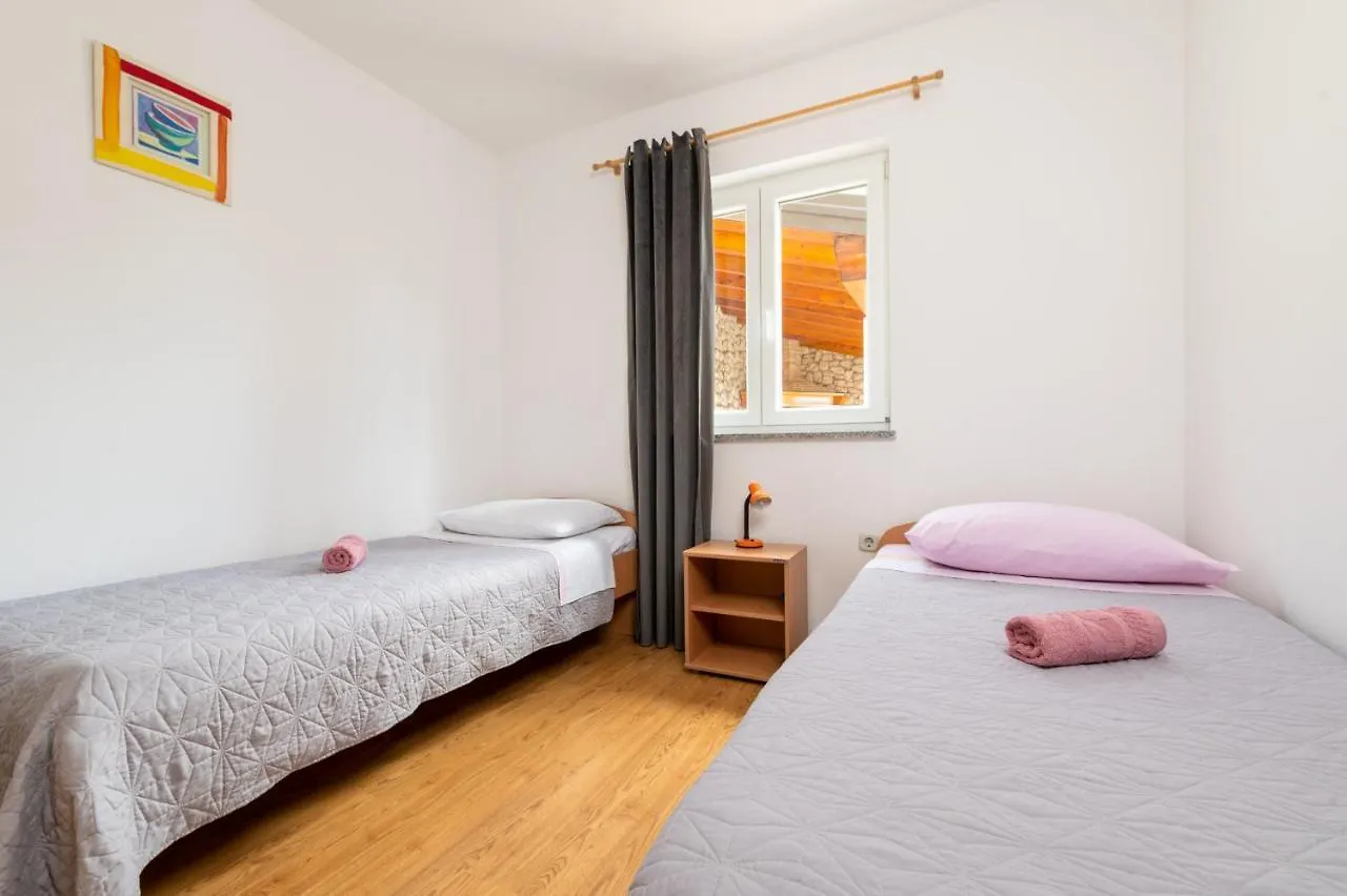 بيت للعطل فيلا Haus Marija Brovinje Koromačno